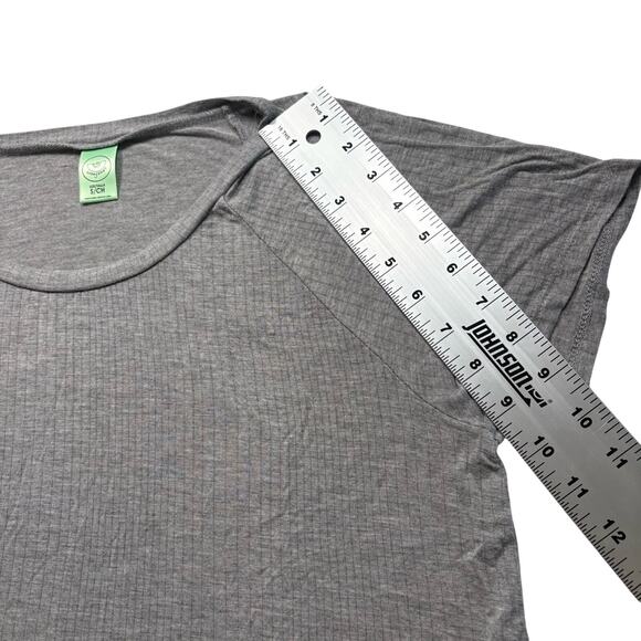 Honeydew Women’s Gray Tshirt Size Small Short Sleeve Stretch Relax Fit (319) - Picture 7 of 8